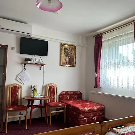 Herkules Panzio نايغكانيشا