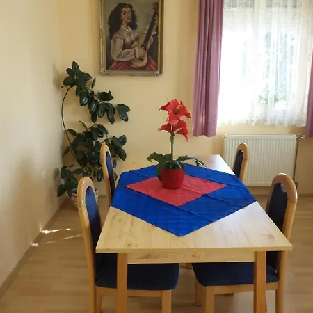 بيت ضيافة Herkules Panzio