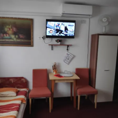 Affittacamere Herkules Panzio 3*